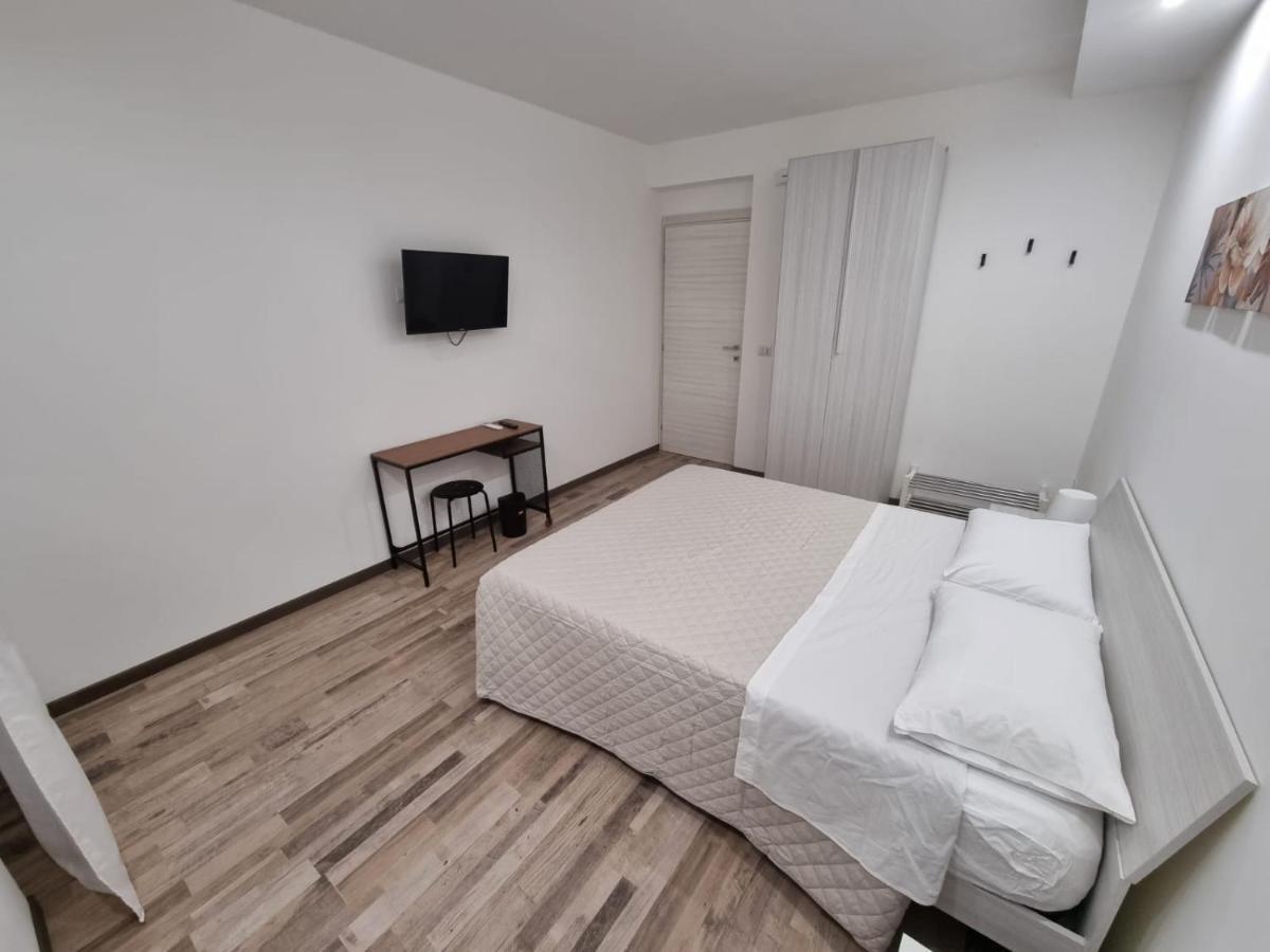 Apartamento Civico 1 Valguarnera Caropepe Exterior foto