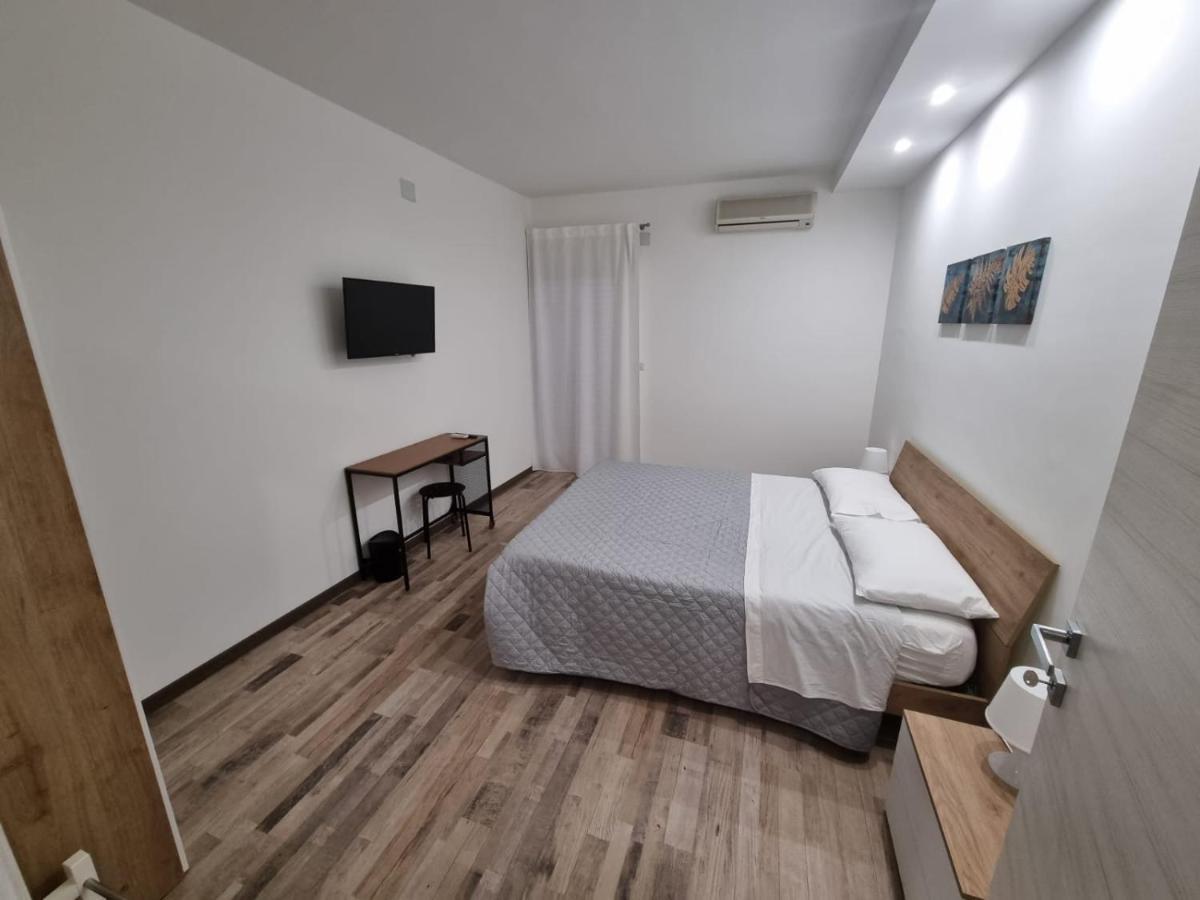 Apartamento Civico 1 Valguarnera Caropepe Exterior foto